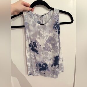 Aritzia Wilfred sleeveless blouse